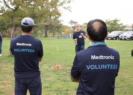 Institutional Giving Medtronic volunteer at STEM event